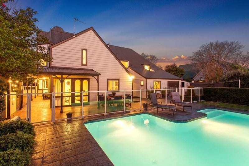 11 Stormont Place, Avonhead, Christchurch - Carousel 26