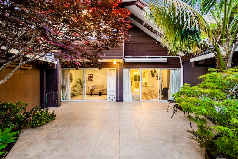2/11 Pukeora Avenue, Remuera, Auckland - Carousel 1