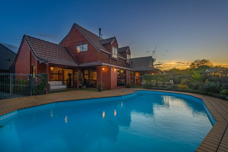 79 Waterloo Crescent, Hokowhitu, Palmerston North - Carousel 1