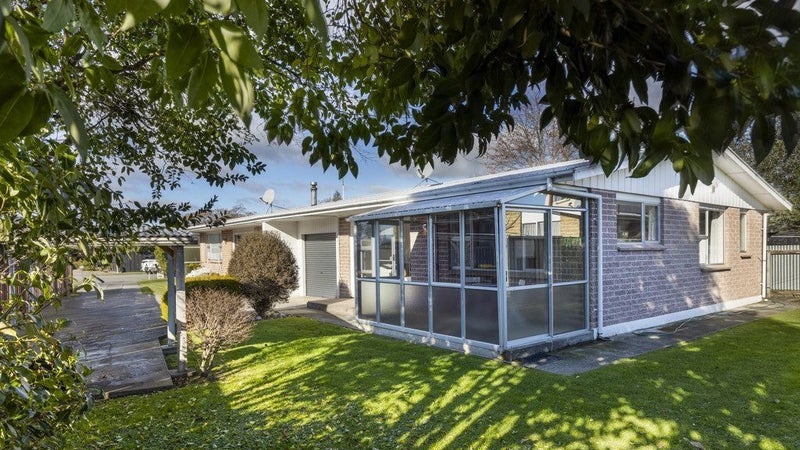 15B Newbourne Crescent, Redwoodtown, Blenheim - Carousel 1
