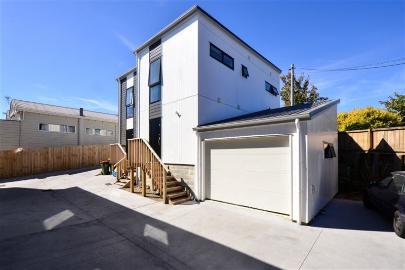 2/20 Marama Street, Frankton, Hamilton - Carousel 1