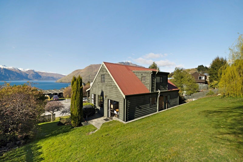 136 Fernhill Road, Fernhill, Queenstown - Carousel 20