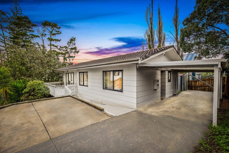 3 Fernhaven Place, Massey, Auckland - Carousel 1