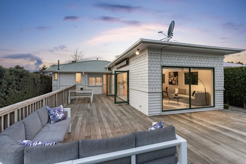 28 Fergusson Avenue, Sandringham, Auckland - Carousel 25