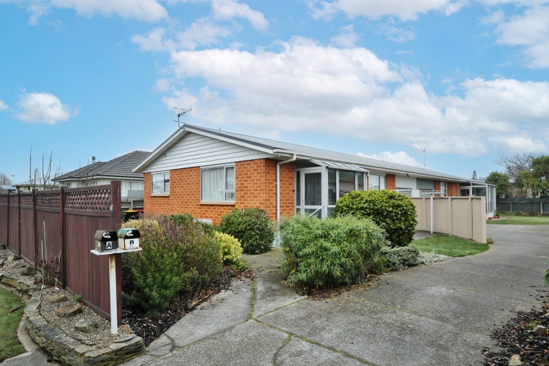 1/60 Lorn Street, Glengarry, Invercargill - Carousel 1