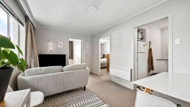 5/340 Tinakori Road, Thorndon, Wellington - Carousel 1