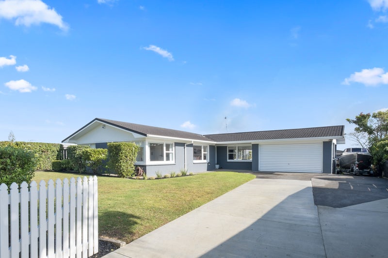 61 O'Halloran Road, Howick, Auckland - Carousel 1