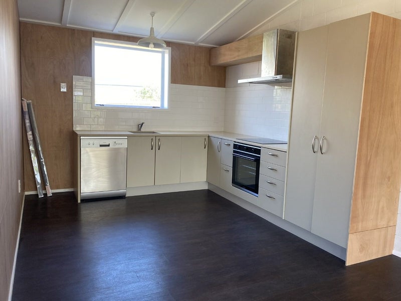 51 Lonsdale Street, New Brighton, Christchurch - Carousel 2