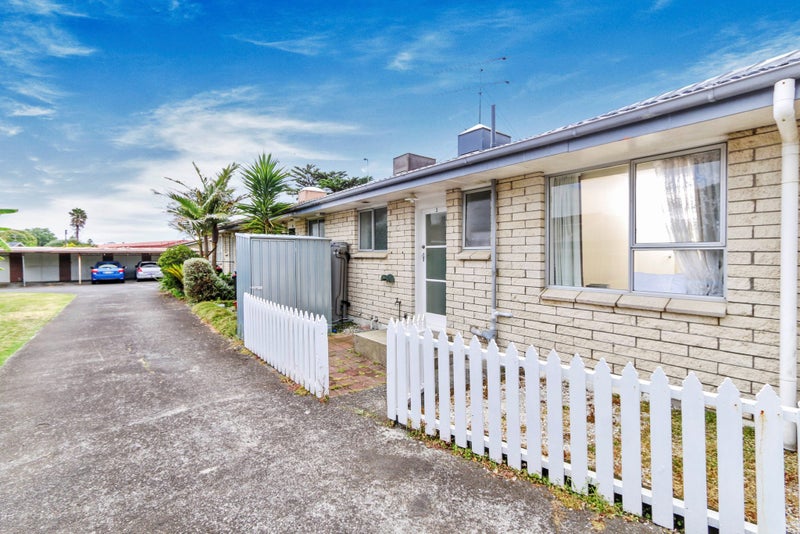 2/12 Stanhope Road, Mount Wellington, Auckland - Carousel 1