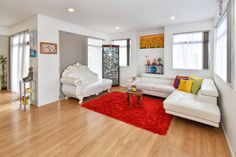 124 Hall Avenue, Favona, Auckland - Carousel 2