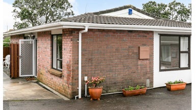 3/4 Stewart Drive, Newlands, Wellington - Carousel 1