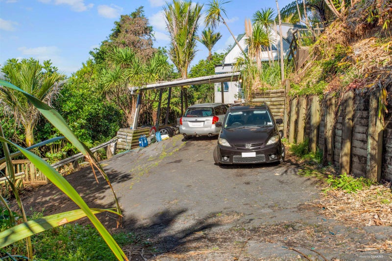 848 West Coast Road, Waiatarua, Auckland - Carousel 15