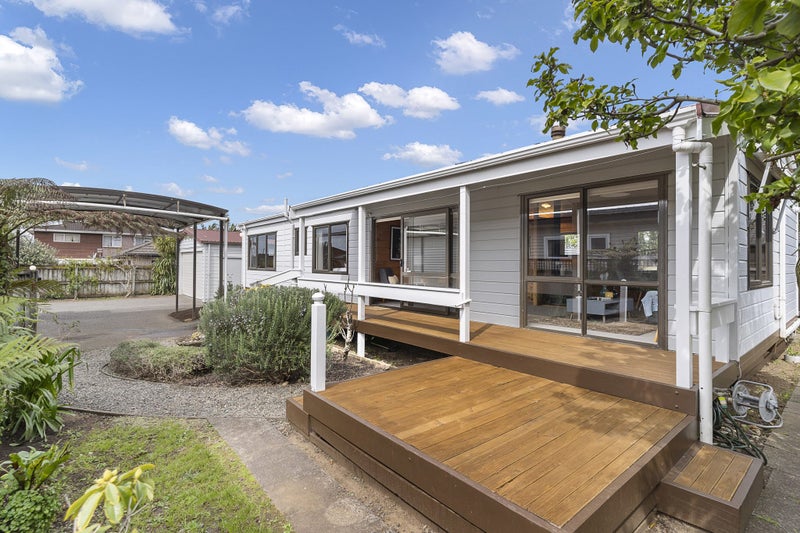 10A Rimu Road, Mangere Bridge, Auckland - Carousel 1