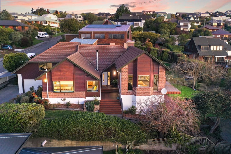 38 Ravensdale Rise, Westmorland, Christchurch - Carousel 1