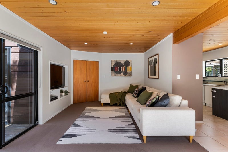 1/3 City View Terrace, Birkenhead, Auckland - Carousel 2
