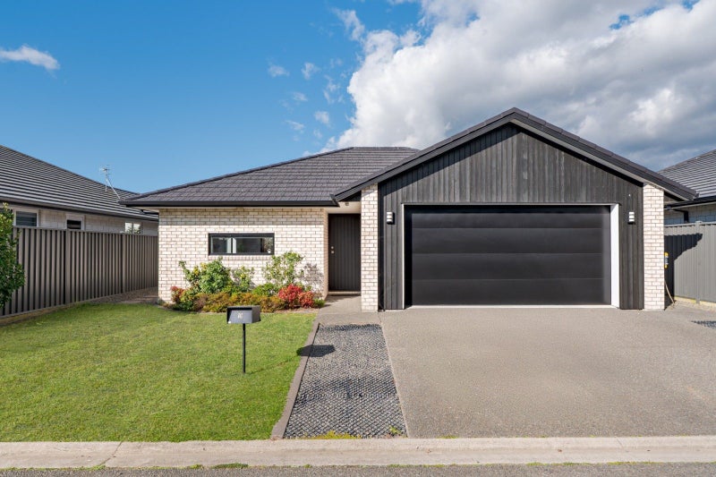 9 RABY LANE, Pyes Pa, Tauranga - Carousel 1