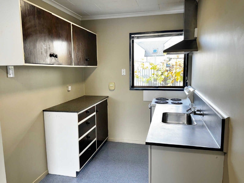 76 Shakespeare Road, Waltham, Christchurch - Carousel 2