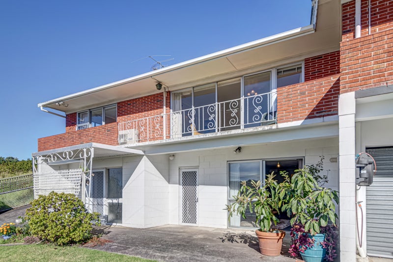 0 , Panmure - Carousel 21