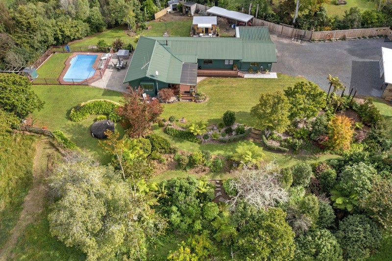 8 Totara Grove, Waitetuna - Carousel 21