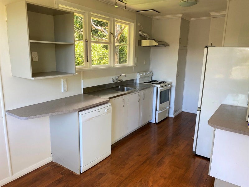 39B Parsons Street, Vogeltown, New Plymouth - Carousel 2