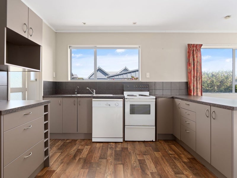 28B Normanby Street, Saint Kilda, Dunedin - Carousel 2