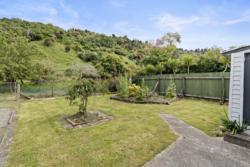 21 Broadway, Mangaweka - Carousel 2