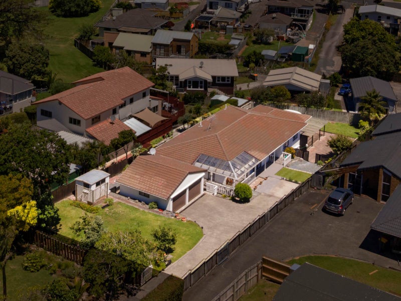 18 Zealandia Road, Manly, Whangaparaoa - Carousel 2