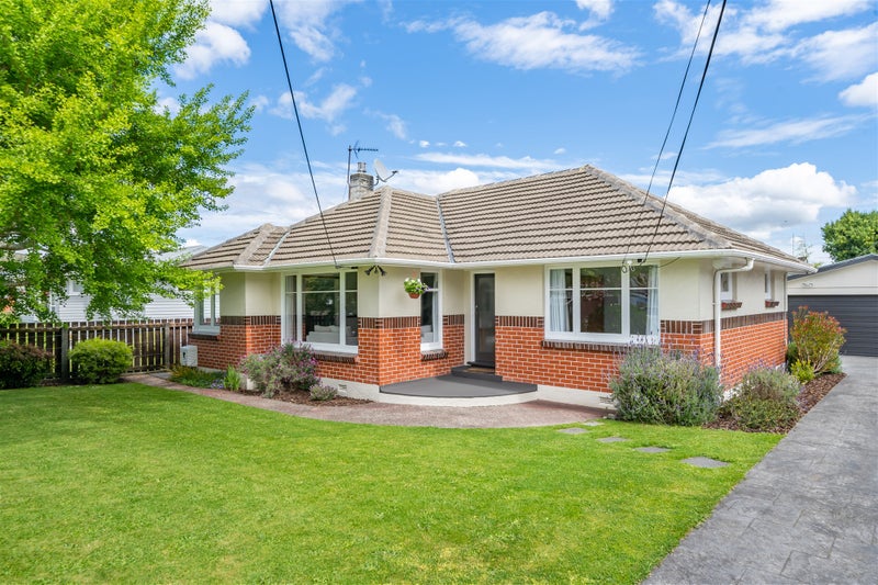 19 Charles Street, Clouston Park, Upper Hutt - Carousel 2
