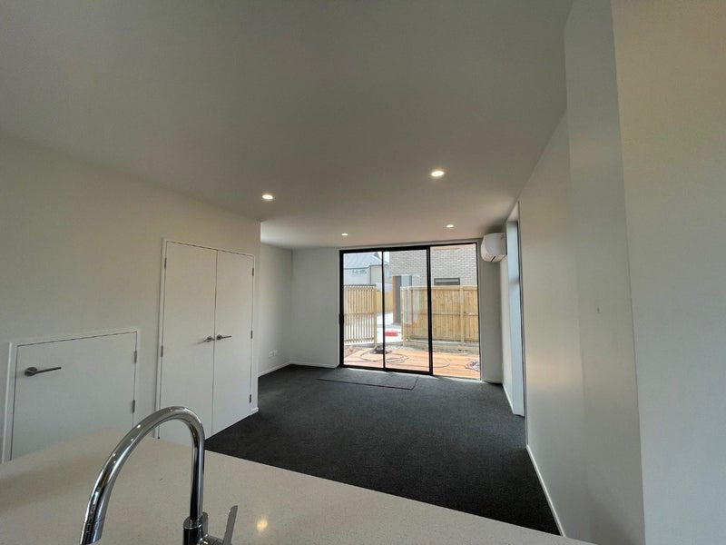 1/113 Burke Street, Sydenham, Christchurch - Carousel 7