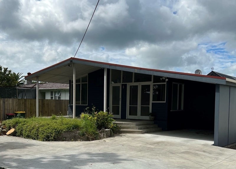 442 West Coast Road, Glen Eden, Auckland - Carousel 1