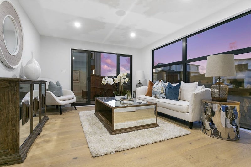 8 Turutu Place, Long Bay, Auckland - Carousel 2