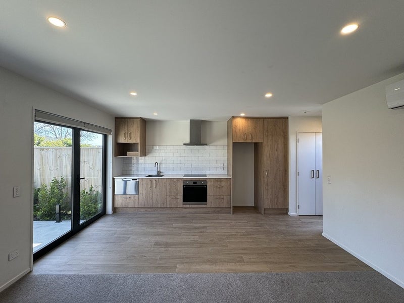 2/17 Hornbrook Street, Waltham, Christchurch - Carousel 2