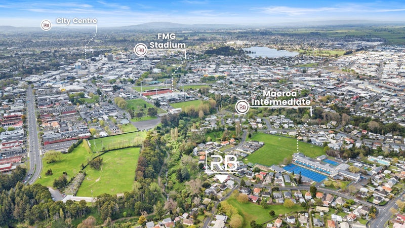 4 Stokes Crescent, Maeroa, Hamilton - Carousel 21