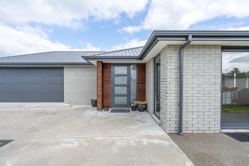 36 Price Street, Grasmere, Invercargill - Carousel 2