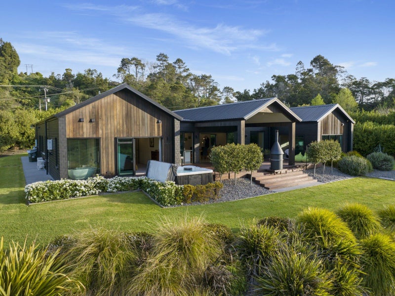 1378A State Highway 29, Tauranga - Carousel 22