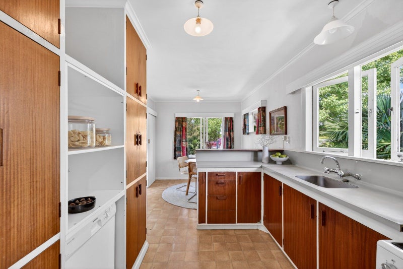 68 Puketapu Road, Taradale, Napier - Carousel 2