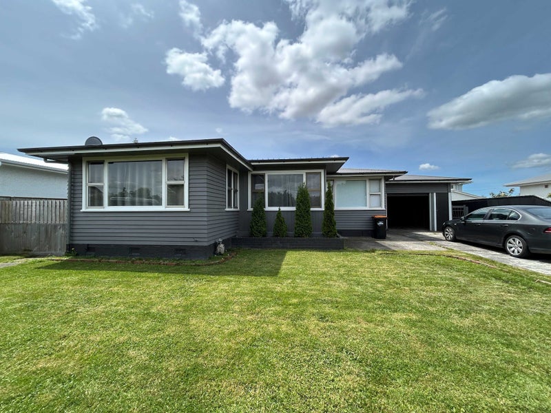 9 Forbury Avenue, Takaro, Palmerston North - Carousel 1