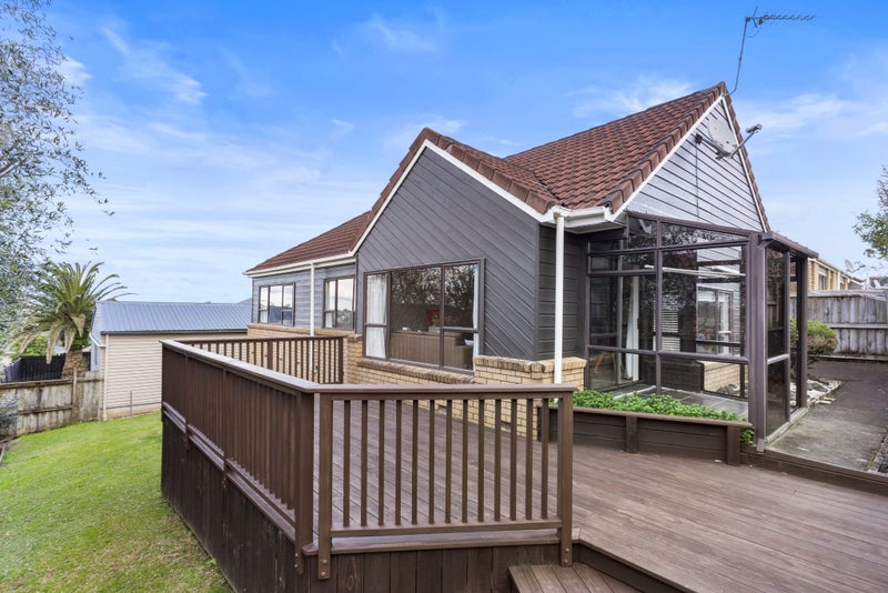 3/8 Vincent Street, Howick, Auckland - Carousel 16