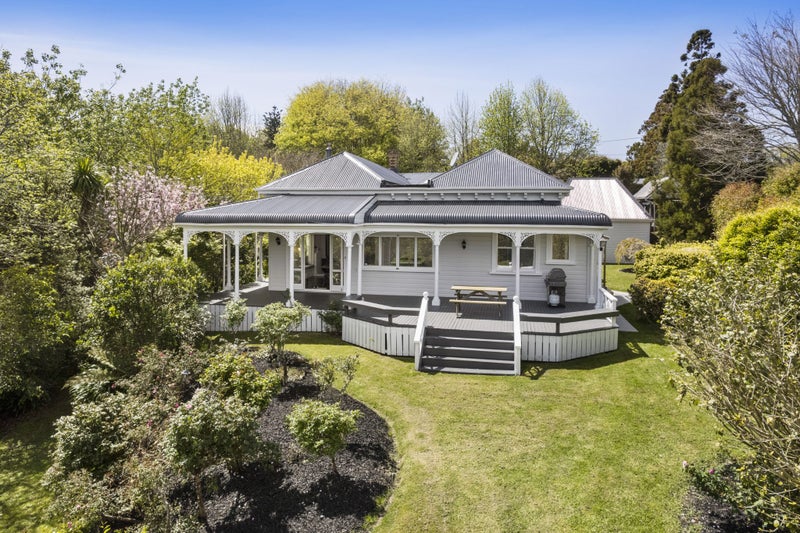 367 Whitford Road, Howick - Carousel 1