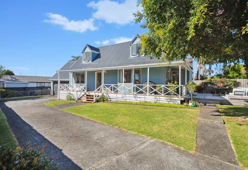 97 St Annes Crescent, Wattle Downs, Auckland - Carousel 2