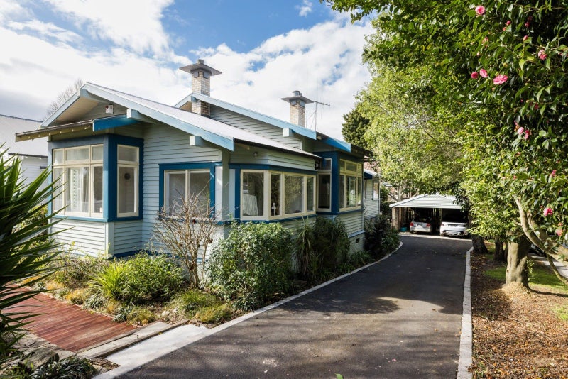 218 River Road, Claudelands, Hamilton - Carousel 2