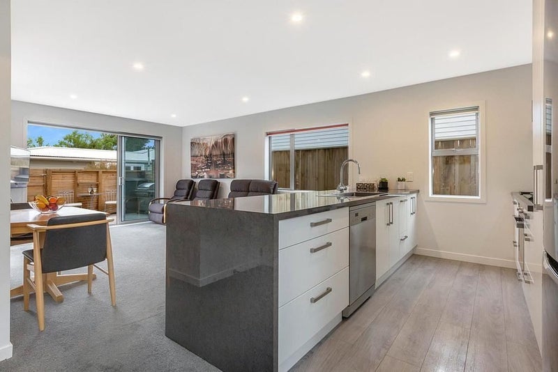 23C Hinau Street, Tawa, Wellington - Carousel 2