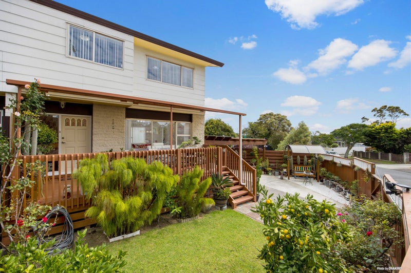 13C Ballater Place, Highland Park, Auckland - Carousel 2