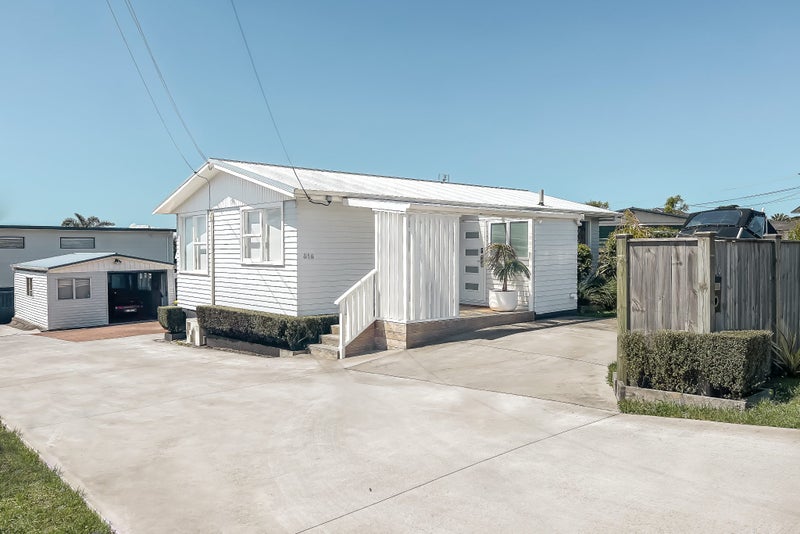 816 Whangaparaoa Road, Manly, Whangaparaoa - Carousel 2