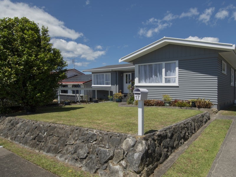 17A Manson Street, Gate Pa, Tauranga - Carousel 2