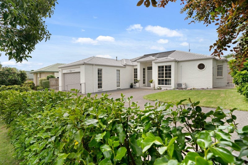 295 St Andrews Drive, Bethlehem, Tauranga - Carousel 2