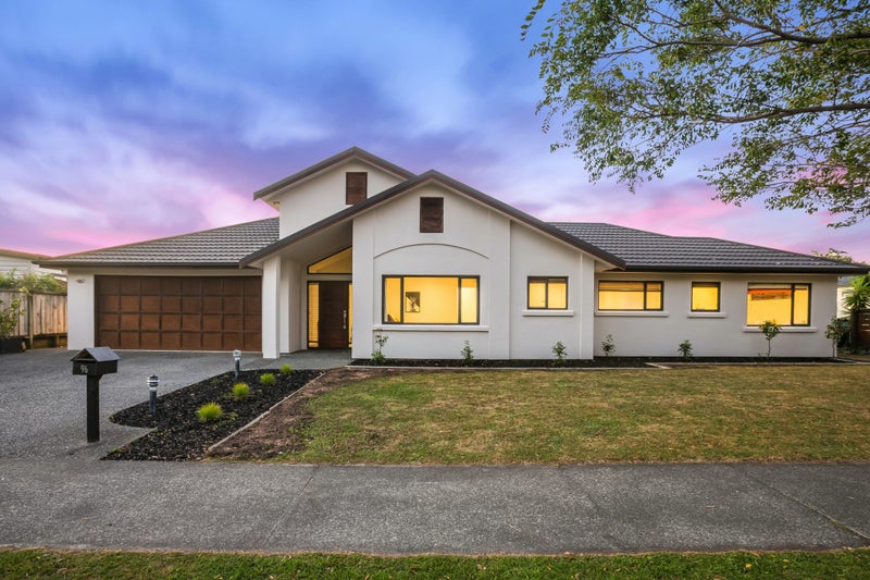 96 Navigation Drive, Whitby, Porirua - Carousel 1