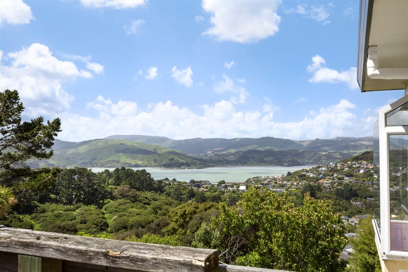 34 Doncaster Terrace, Ascot Park, Porirua - Carousel 1