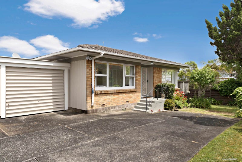 2/7 Knightsbridge Drive, Forrest Hill, Auckland - Carousel 1