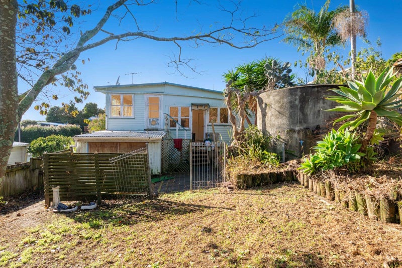 11 Ozone Road, Stanmore Bay, Whangaparaoa - Carousel 2